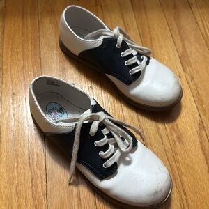 FootMates Kids Black and White Shoes